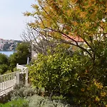 Mimoza Holiday home *