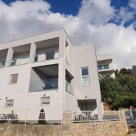 Mimoza Ferienhaus *