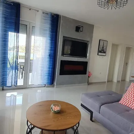 Mimoza Holiday home *