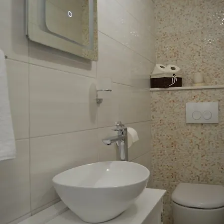 Mimoza 펜션 로고즈니차