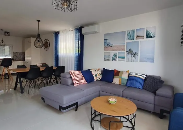 Tatil Evi Mimoza Rogoznica (Sibenik-Knin)