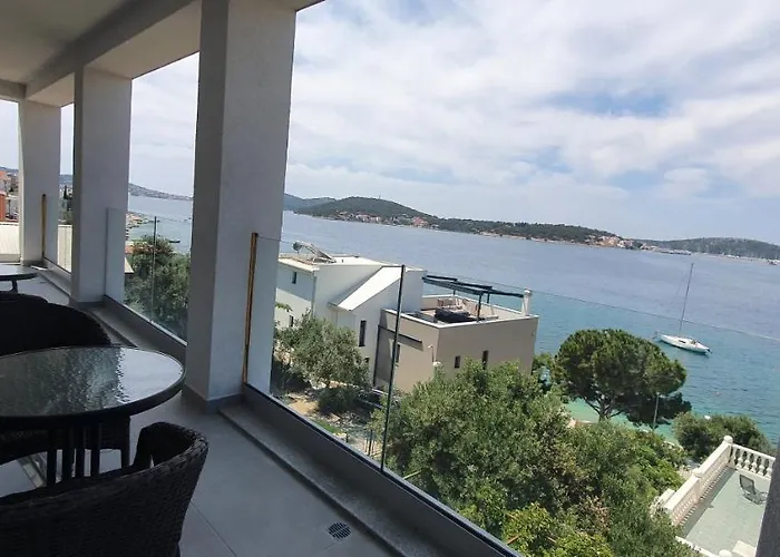 Mimoza Tatil Evi Rogoznica (Sibenik-Knin)