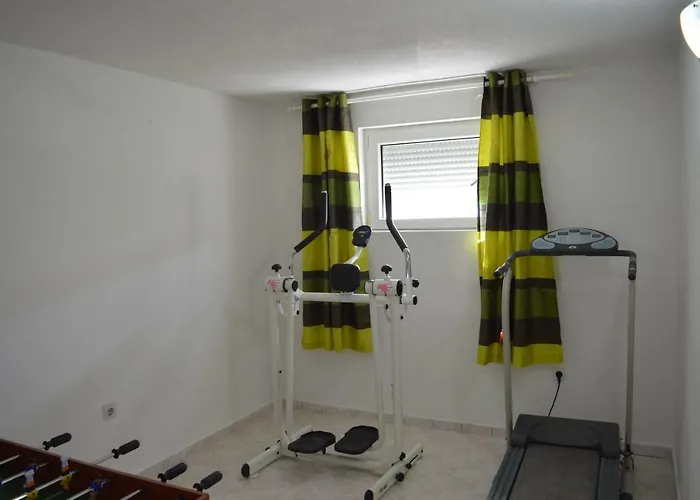 Mimoza Rogoznica (Sibenik-Knin)